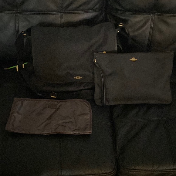 Coach diaper bag - Picture 1 of 4